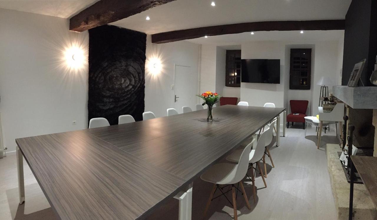 אוש Chambre D'Hotes Domaine Le Castagne מראה חיצוני תמונה